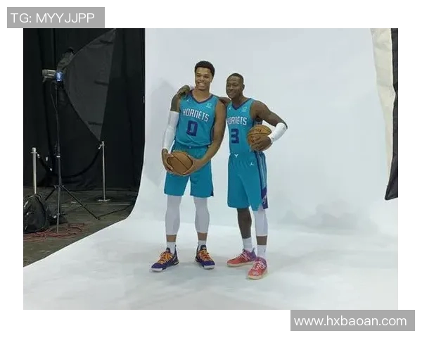 特里罗齐尔的篮球之路:从新秀到明星球员的成长历程与挑战 特里罗齐尔的篮球之路:从新秀到明星球员的成长历程与挑战